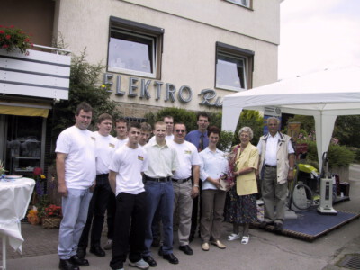 2002: Die Mitarbeiter im Jubiläumsjahr